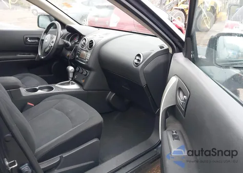 2013 Nissan Rogue S z USA, uszkodzony, nr VIN JN8AS5MV6DW137291